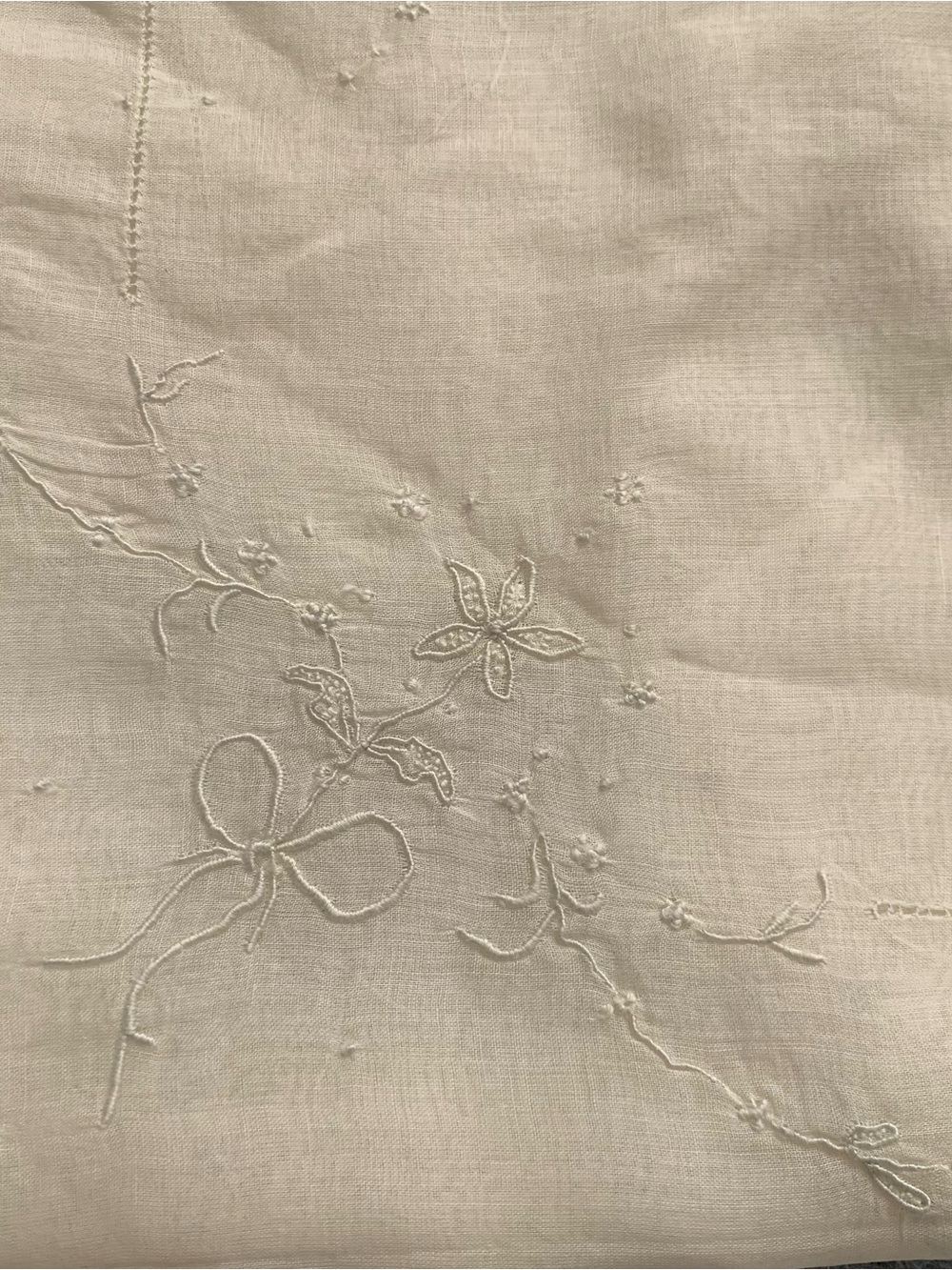 Antique Cottage Fairycore Bow & Floral Embroidered organza square tablecloth